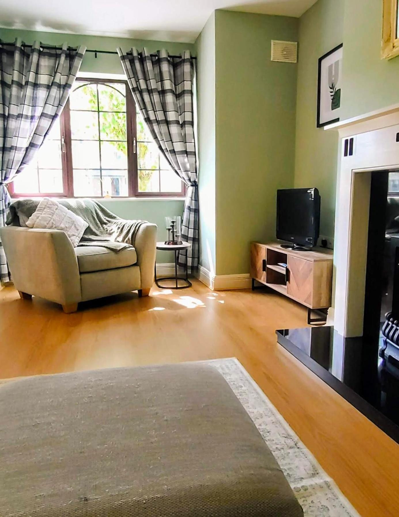 Rynn Haven - Enchanting Townhouse Lough Rynn Mohill Eksteriør bilde