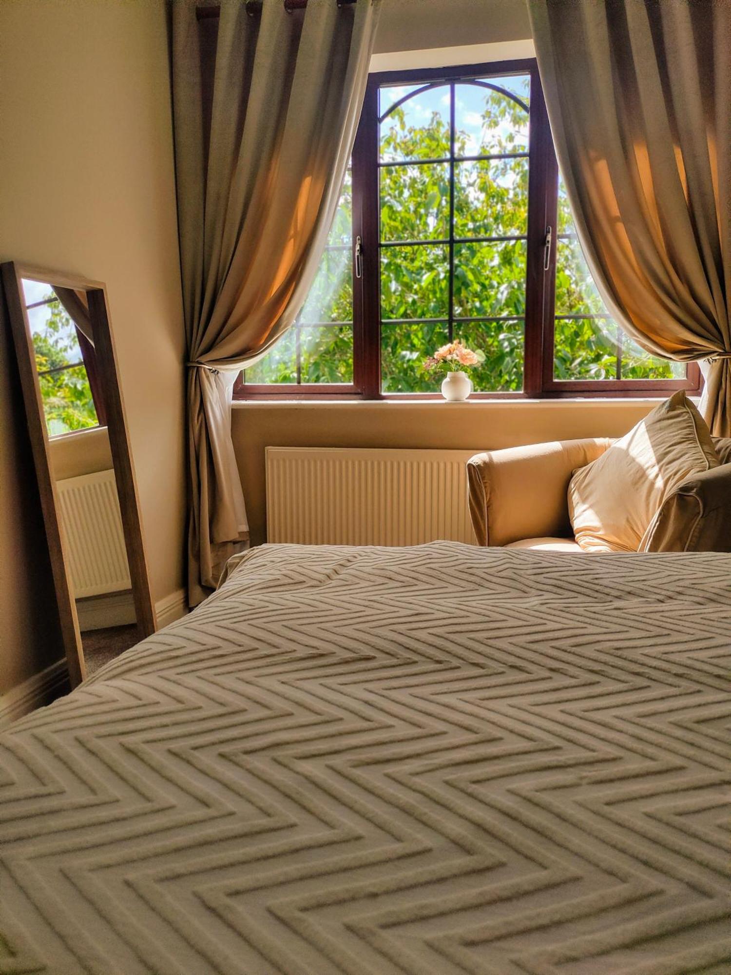Rynn Haven - Enchanting Townhouse Lough Rynn Mohill Eksteriør bilde